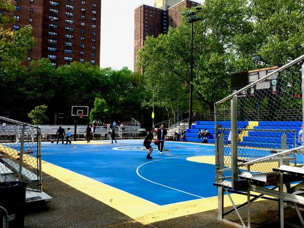 Rucker Park New York - NBA caliber street basketball