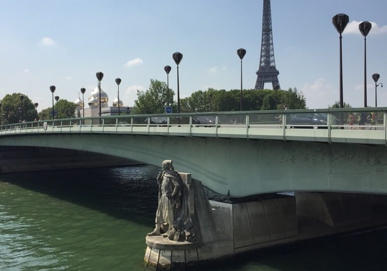 The Zouave of the River Seine Paris