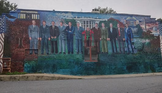 Cool mural of the last US presidents