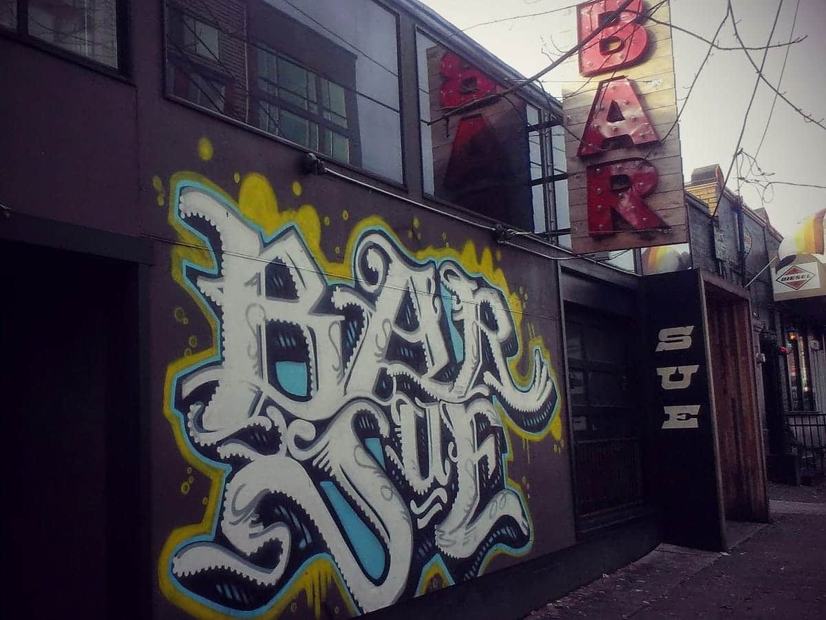 Bar Sue - by Daniel Lim