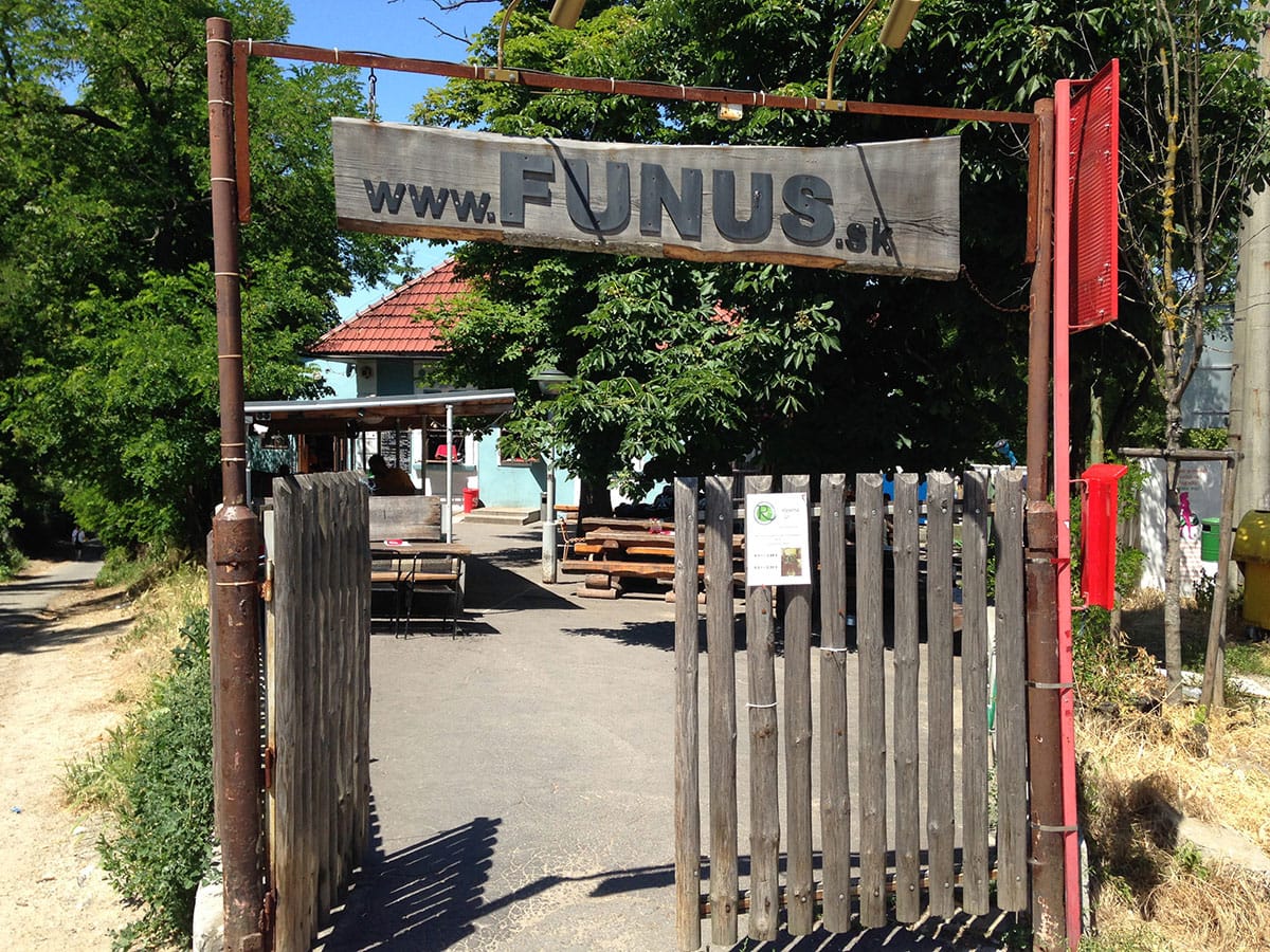 Funus Bratislava (by Martin Jusko)