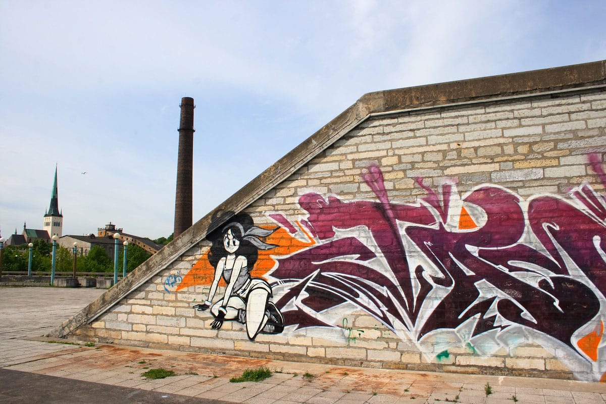 Linnahall Graffiti - by Antti T. Nissinen
