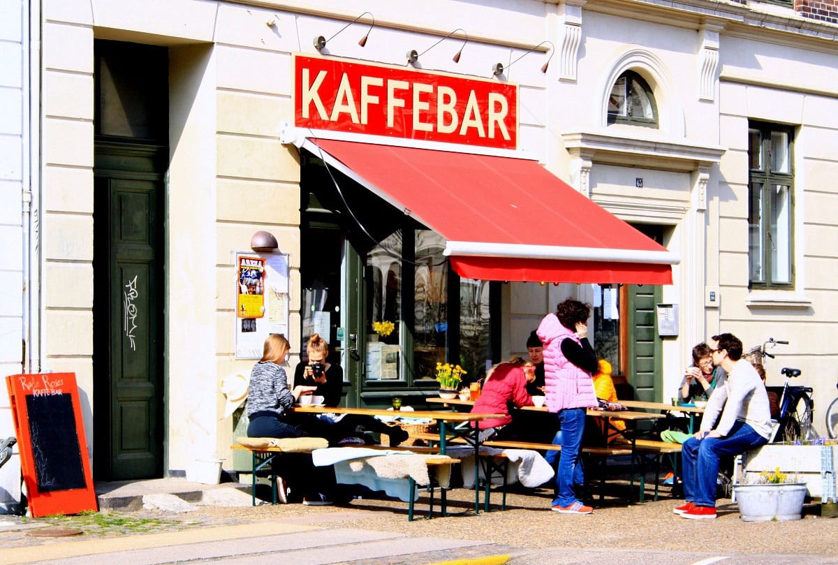 Røde Roses Kaffebar - by Cindy Fonvig