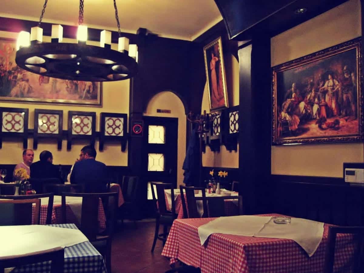 Sprska Kafana - by Vladimir Dulović
