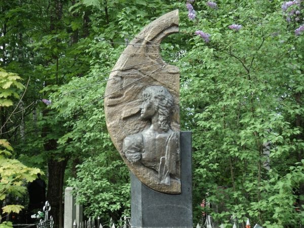 Bogoslovskoye Cemetery Saint Petersburg (by Dmitriy Ivanov)