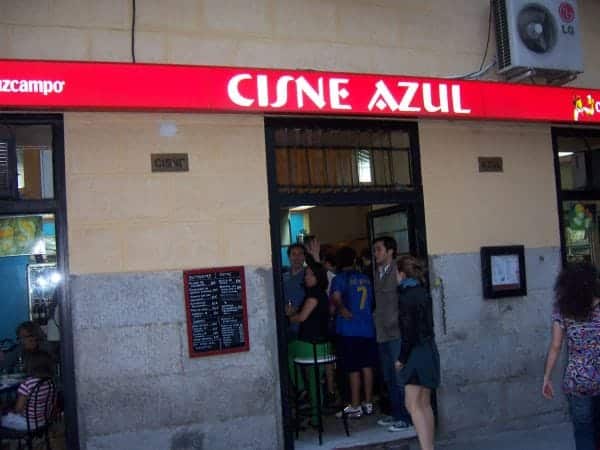 Cisne Azul (by Aldara Collet)