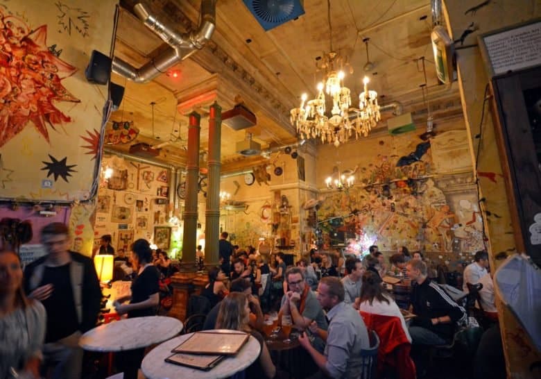 Csendes Vintage Bar & Café Budapest