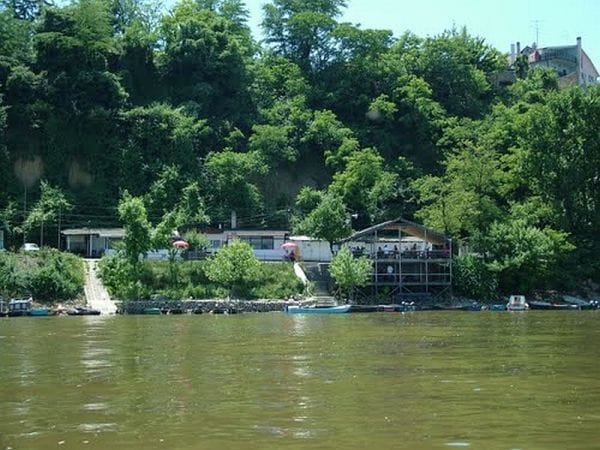 Radecki Club Restaurant, Belgrade (by Teca sa Dunava)
