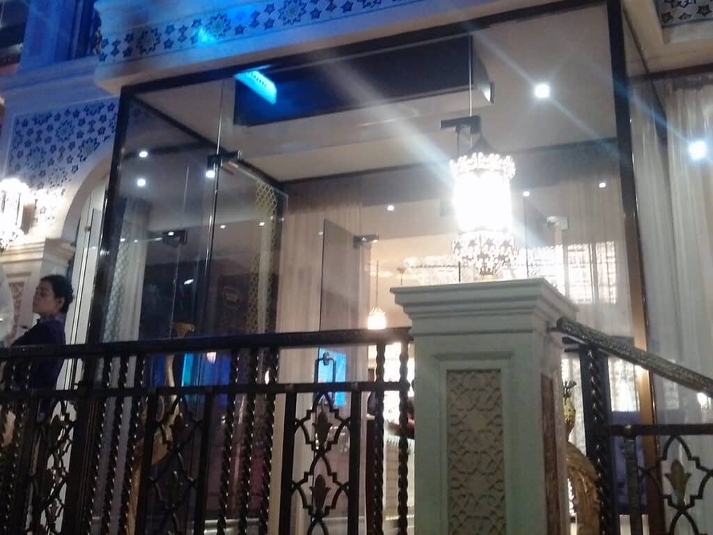 1991 Cafe Tashkent