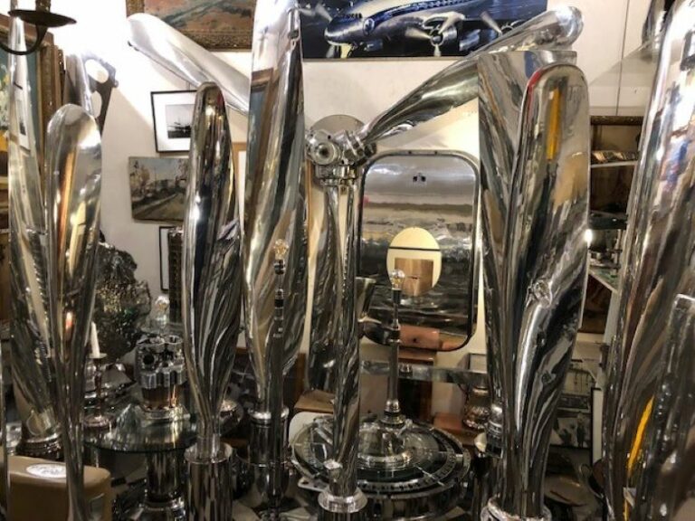 Airplane parts Paris