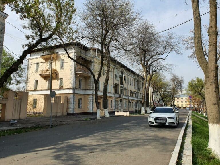 Anhor Canal Waterfront Tashkent