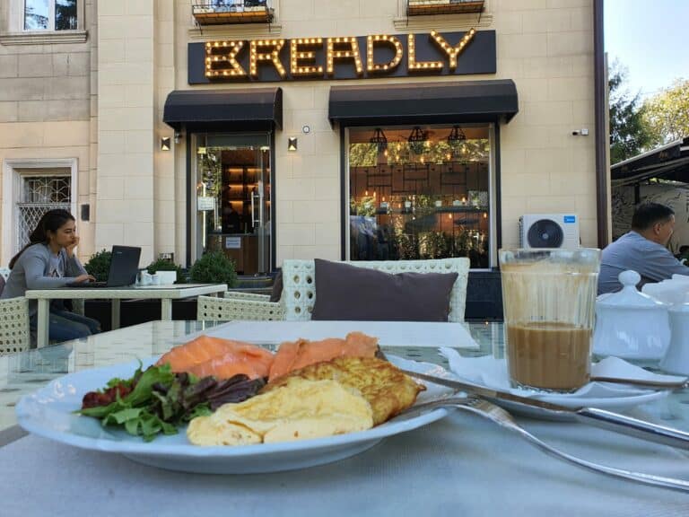 Breadly Tashkent