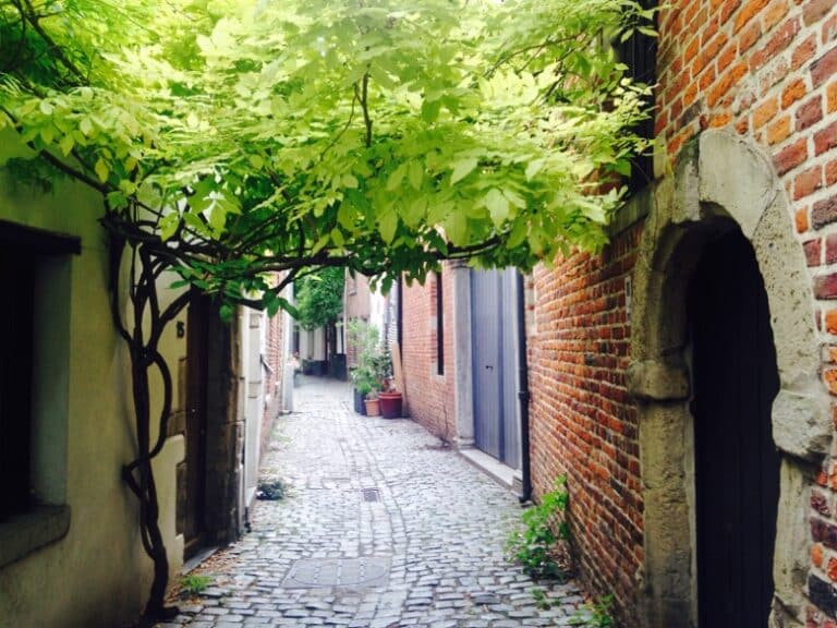 Brussels "Impasses" Brussels