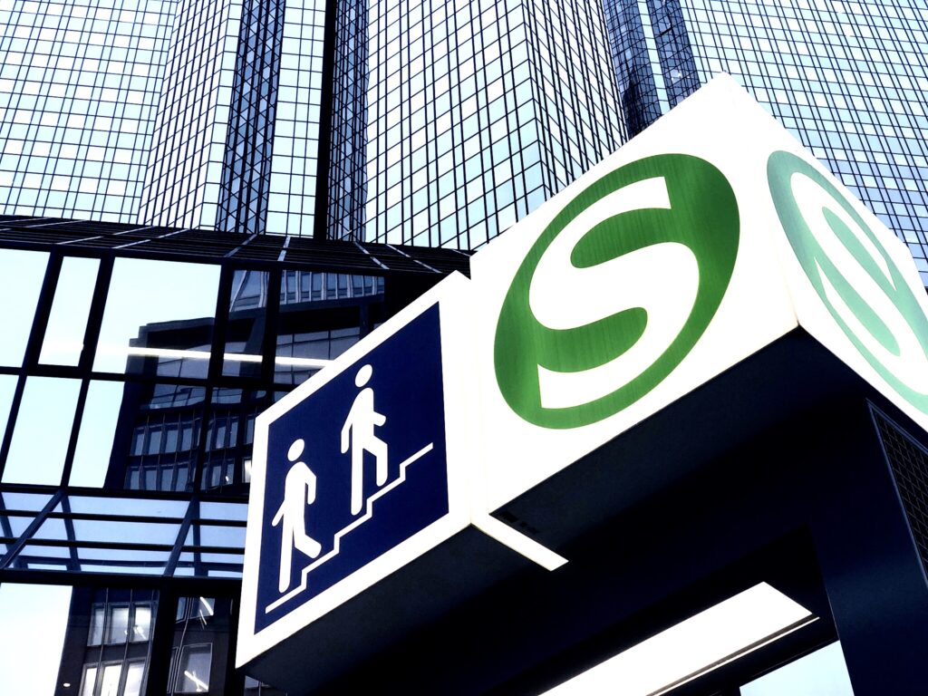 S-Bahn Taunusanlage Frankfurt