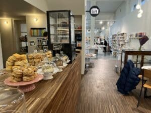 't Stad leest Antwerp