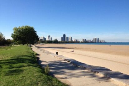 montrose-beach-chicago-(by-chris-mckay)